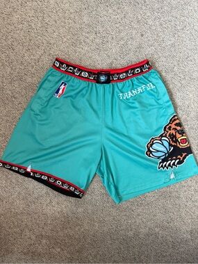 Thankful Memphis Grizzlies Theme Shorts - Men’s L